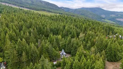 5461 Grouse Rd, Courtenay BC V9J 1L2