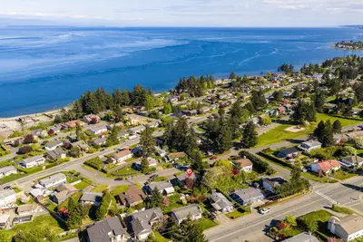 1068 Ruby Rd, Campbell River BC V9W 1M8