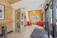 View 10