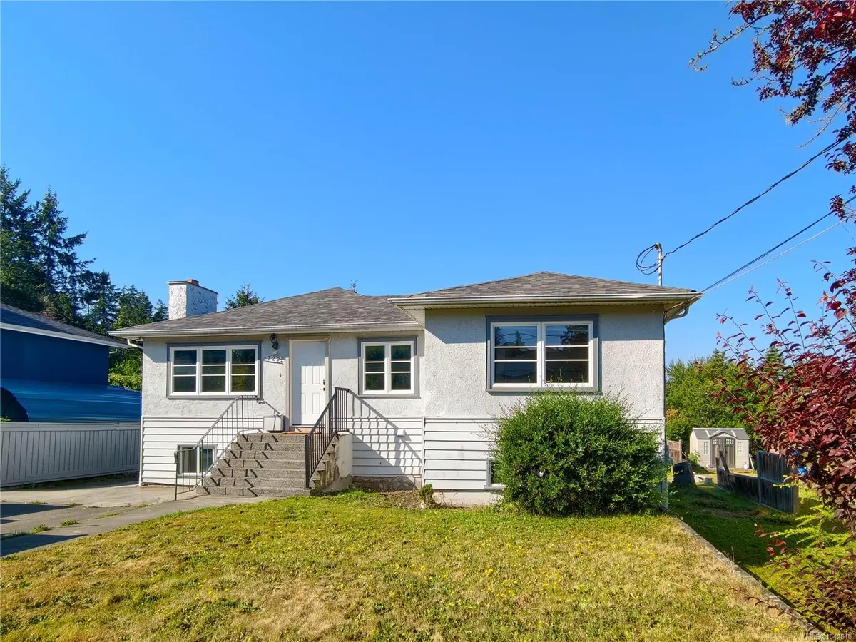 729 Daffodil Ave, Saanich BC V8Z 2S8
