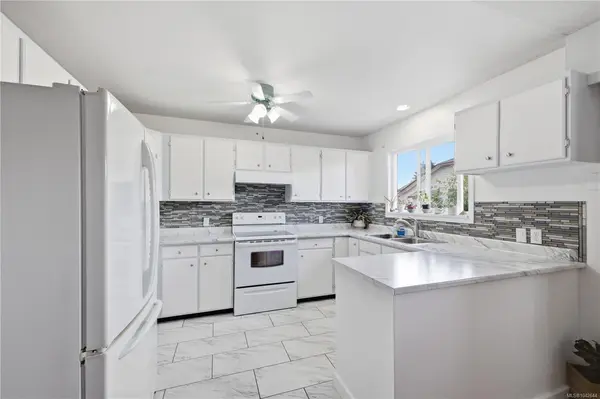2505 Alder St S, Campbell River BC V9W 5T3 - 3 bed, 2.0 bath in Campbell River
