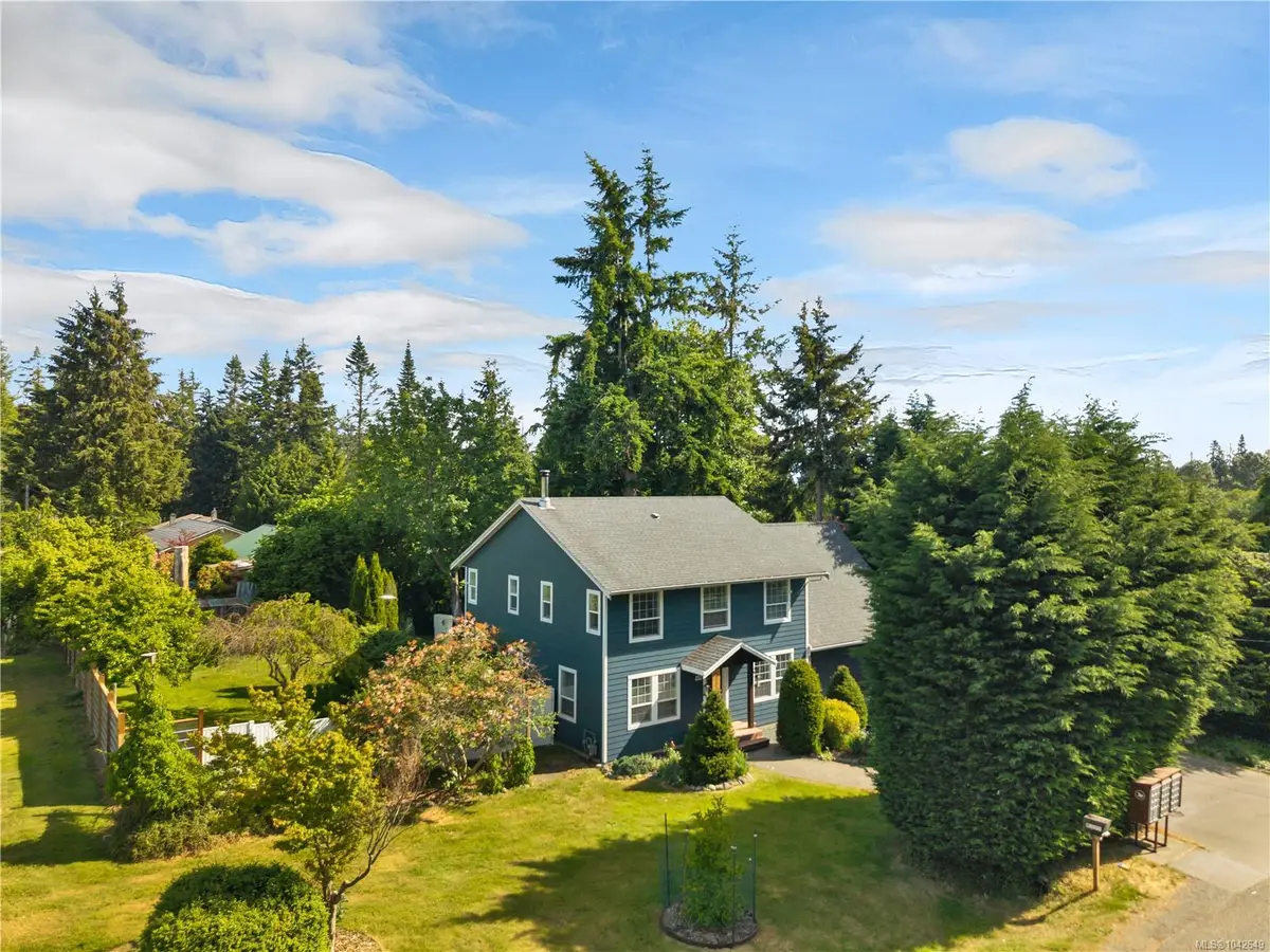 212 Seabreeze Dr, Campbell River BC V9H 1J1