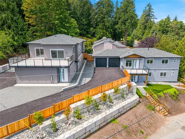 5309 Toms Trnabt #201, Nanaimo BC V9T 5M9 - 4 bed, 3.0 bath in Nanaimo