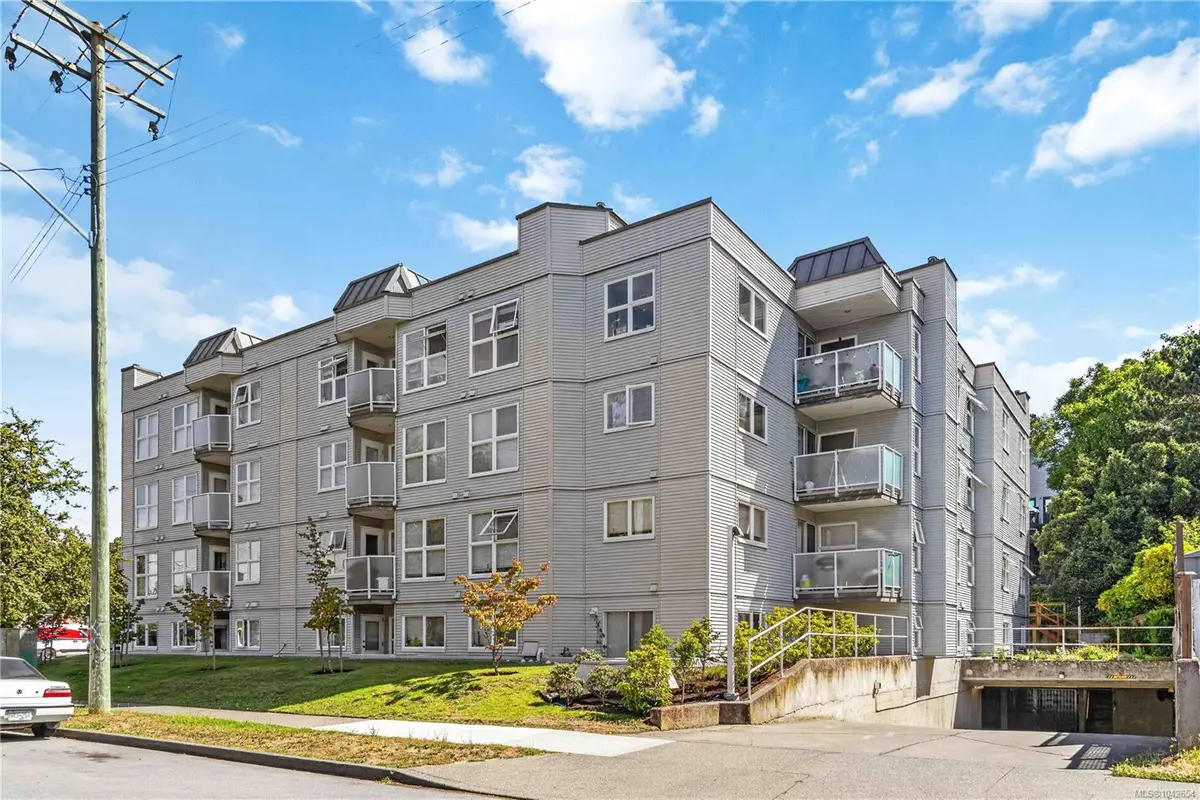 1201 Hillside Ave #311, Victoria BC V8T 2B1