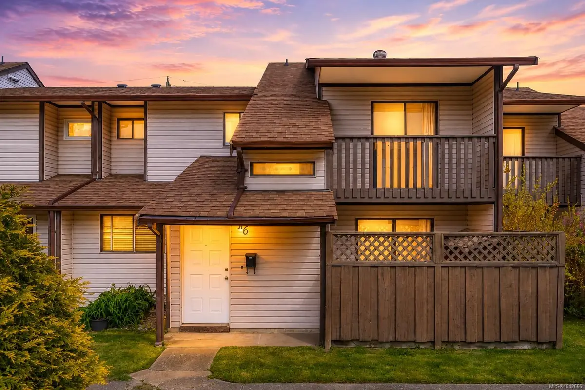 1506 Admirals Rd #16, View Royal BC V9A 7B1