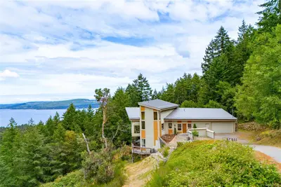 1411 Georgia Park Heights Rd, Crofton BC V9L 5W7