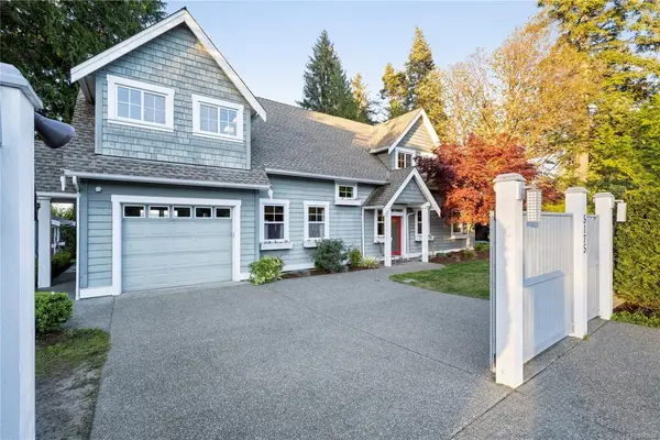 5175 Gainsberg Rd, Bowser BC V0R 1G0 - 3 bed, 4.0 bath in Bowser