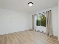 View 16