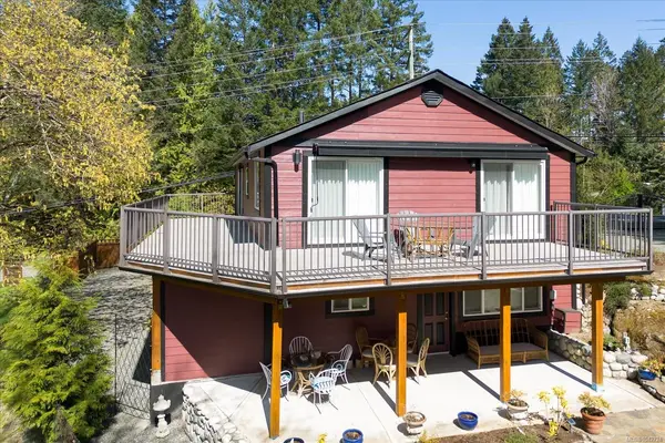 1701 Morden Rd, Nanaimo BC V9X 1T6 - 3 bed, 2 bath property for sale in Nanaimo