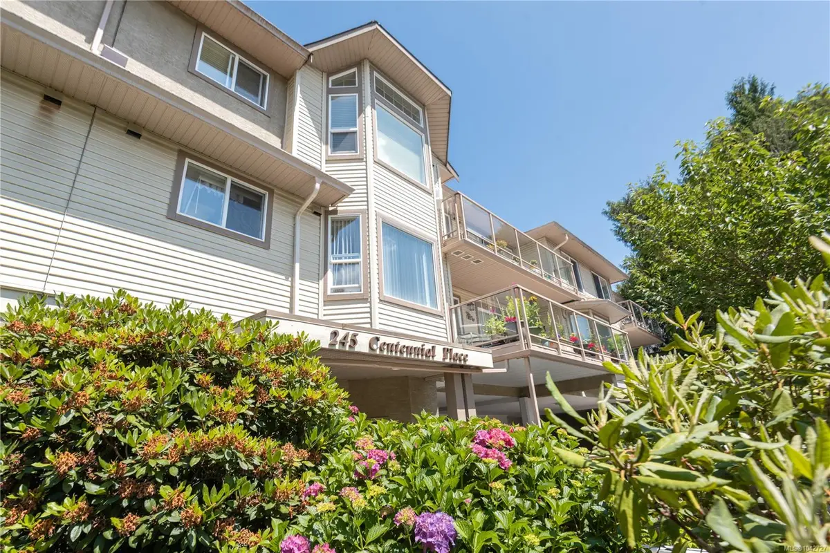 245 First St #302, Duncan BC V9L 1R3