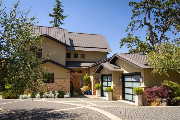 849 Dunsmuir Rd #1, Esquimalt BC V9A 5B8 - 2 bed, 3.0 bath in Esquimalt