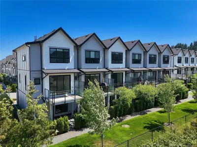 1012 Boxcar Close, Langford BC V9B 0Y4