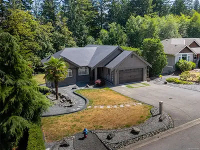 2544 Kinnoull Cres, Mill Bay BC V8H 1H3