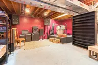 View 32