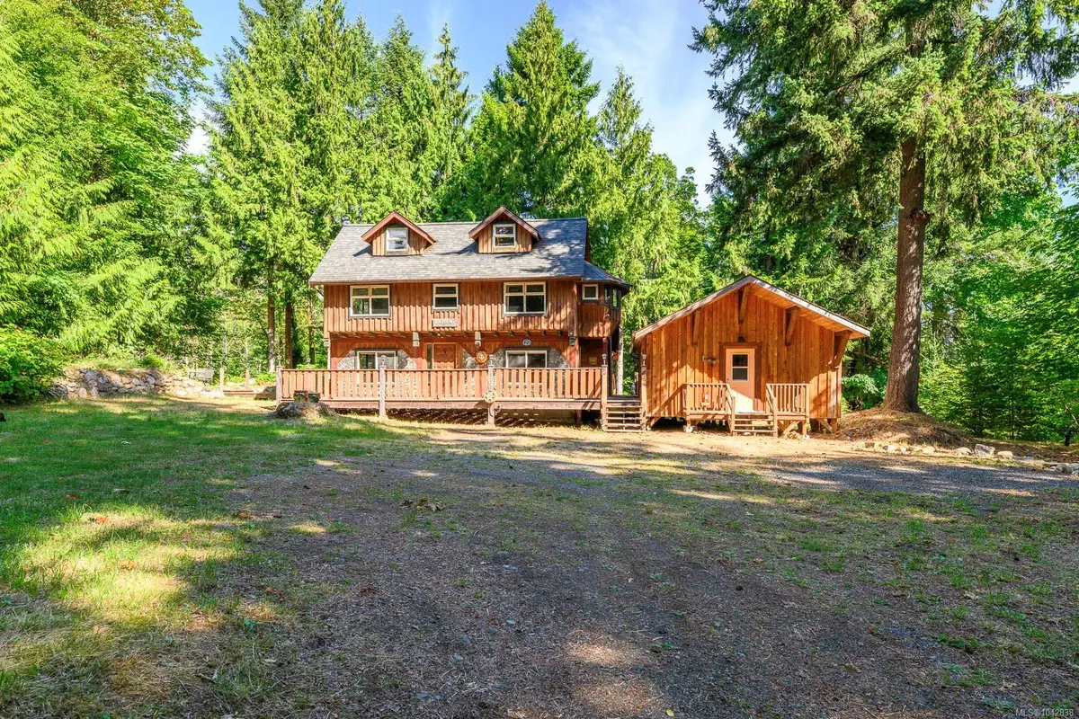 448 Leet Lane, Fanny Bay BC V0R 1W0