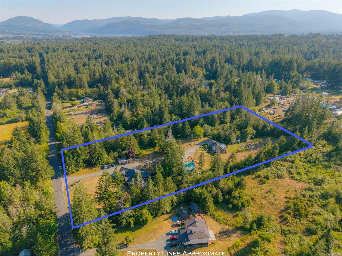6718 Cypress Blvd, Port Alberni BC V9Y 8T7