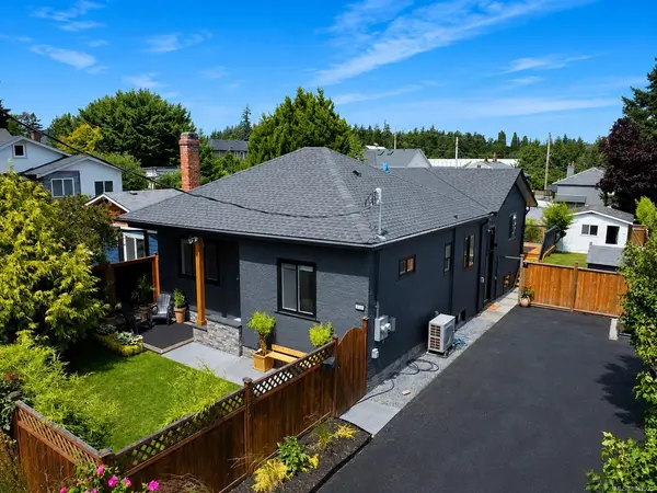 1246 ROY Rd, Saanich BC V8Z 2X7 - 4 bed, 2.0 bath in Saanich