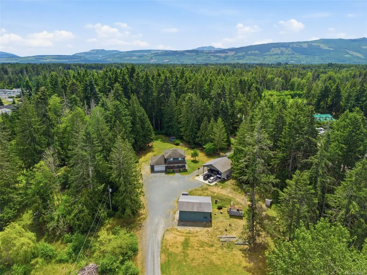 1755 Whibley Rd, Errington BC V0R 1M0