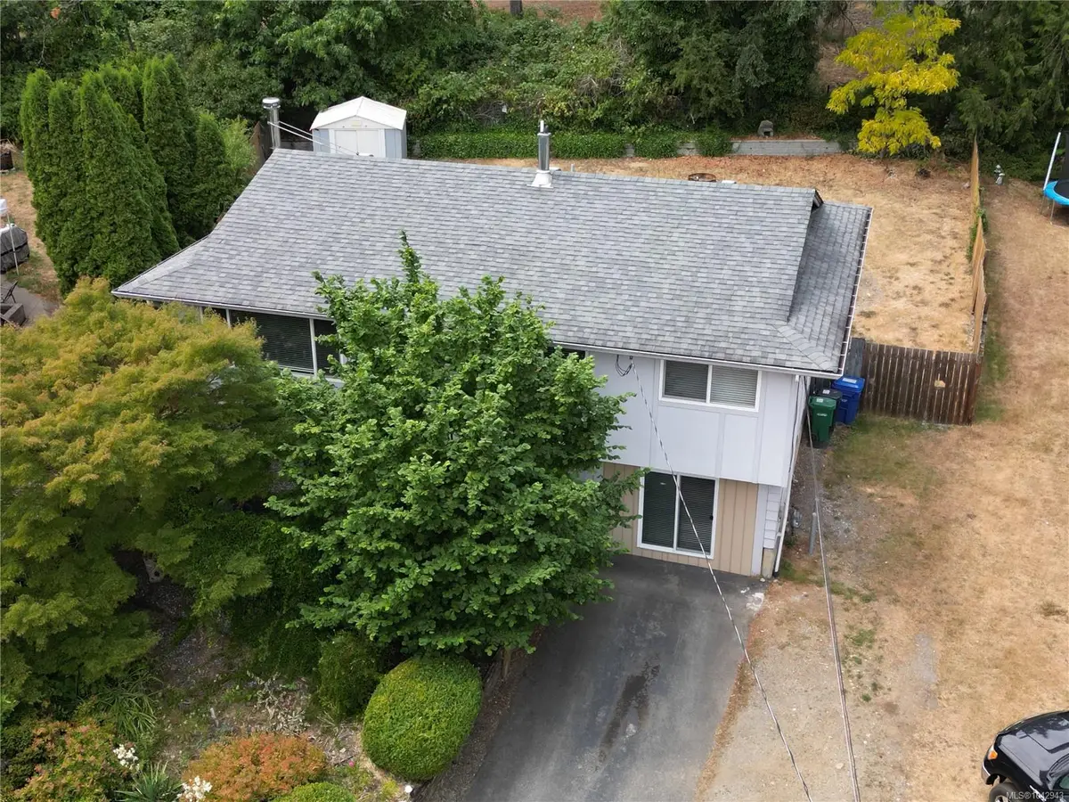 785 Parkview Dr, Nanaimo BC V9R 5T9