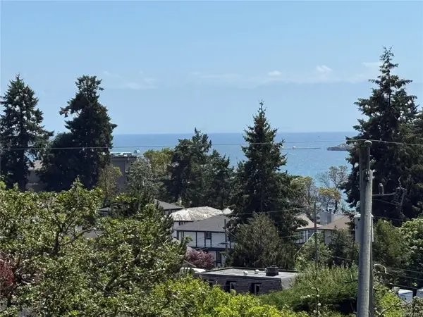 540 View Royal Ave, View Royal BC V9B 1B7 - 3 bed, 2 bath property for sale in View Royal