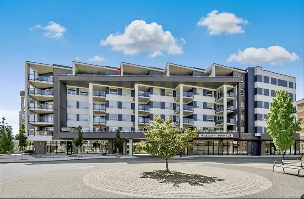 947 Whirlaway Cres #304, Langford BC V9B 6Z9 - 2 bed, 2 bath property for sale in Langford