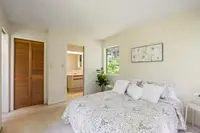 View 16