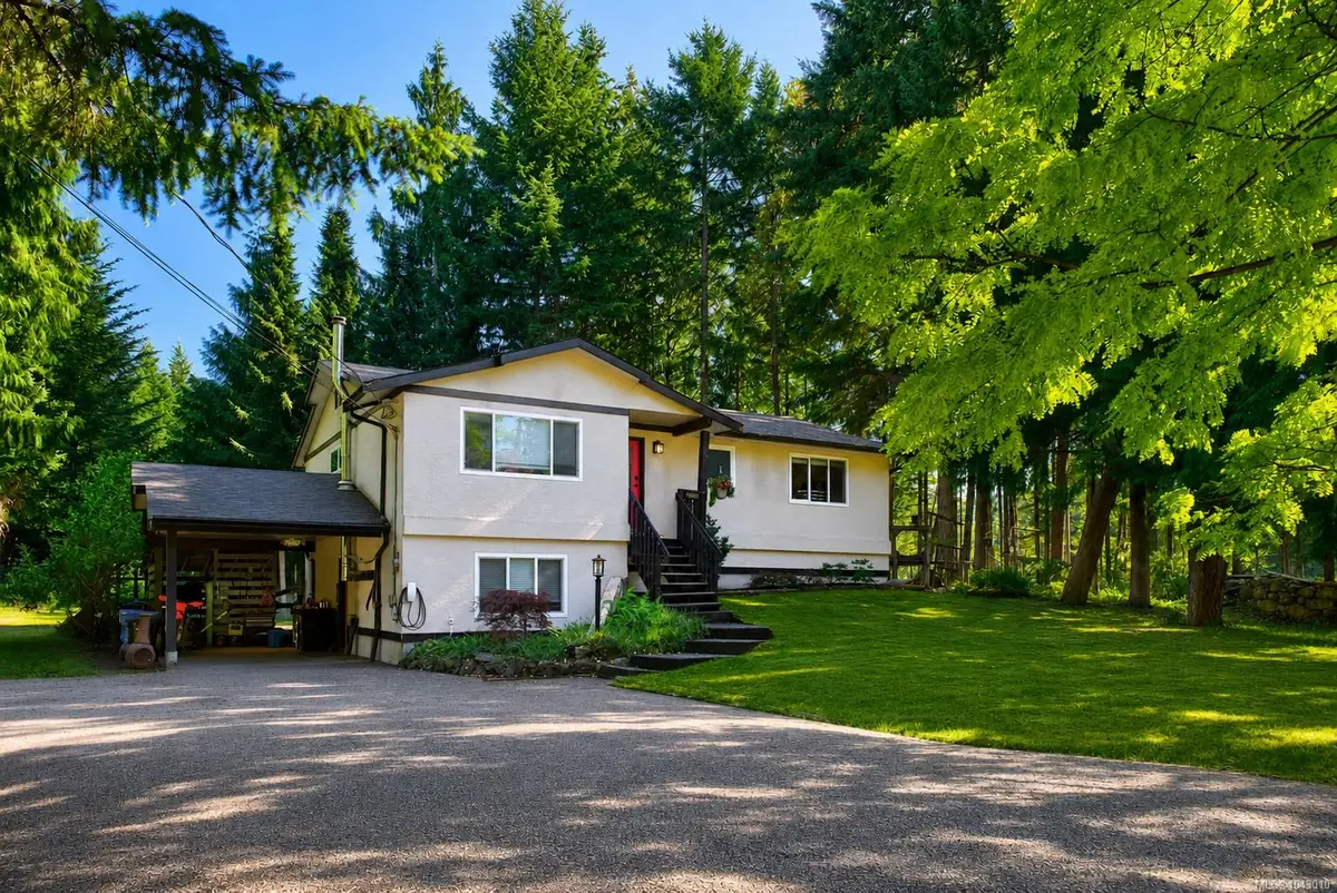 2400 Ravenhill Rd, Shawnigan Lake BC V0R 2W0