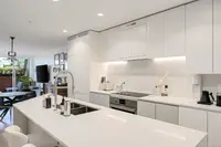 View 25