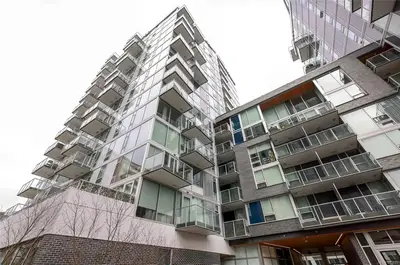 989 Johnson St #804, Victoria BC V8V 0E3