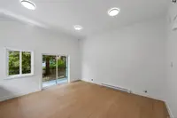 View 10