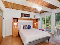 View 25