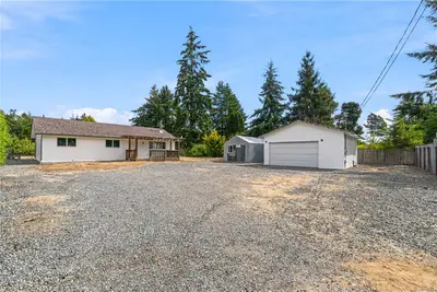 2955 Thistledown Rd, Qualicum Beach BC V9K 2A2