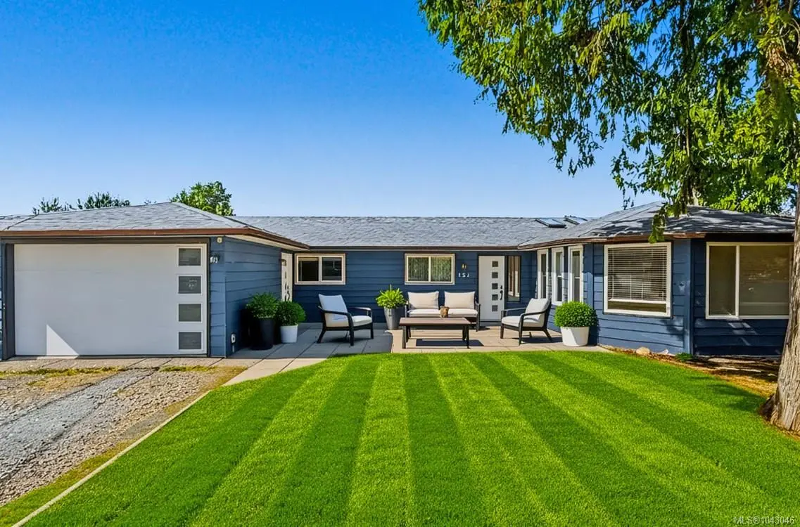 151 Cooper Pl, Parksville BC V9P 1M4