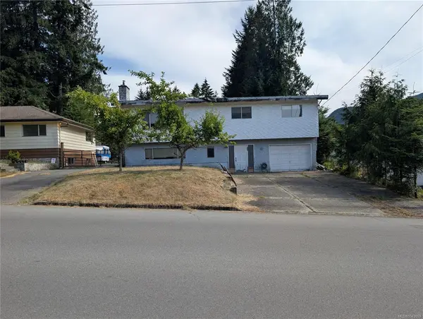 146 Sahtlam Ave, Lake Cowichan BC V0R 2G0 - 4 bed, 3 bath property for sale in Lake Cowichan