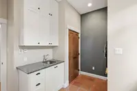 View 32