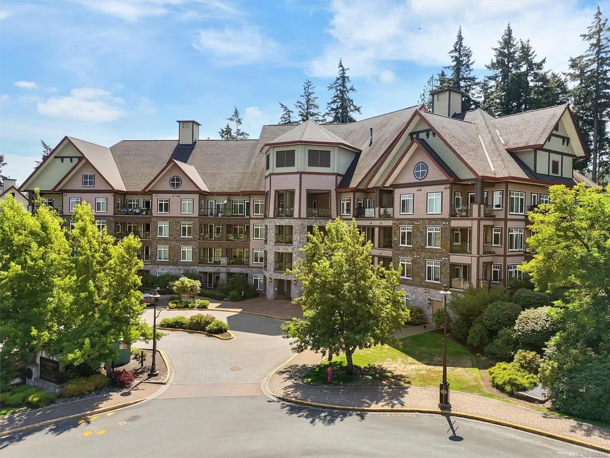 1395 Bear Mountain Pkwy #409, Langford BC V9B 0E1