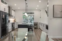 View 10