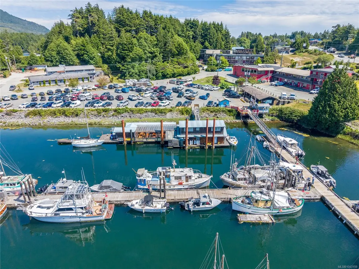 200 Hemlock St, Ucluelet BC V0R 3A0