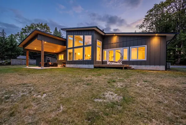 4180 Arnett Rd, Courtenay BC V9N 9N3 - 4 bed, 2.0 bath in Courtenay