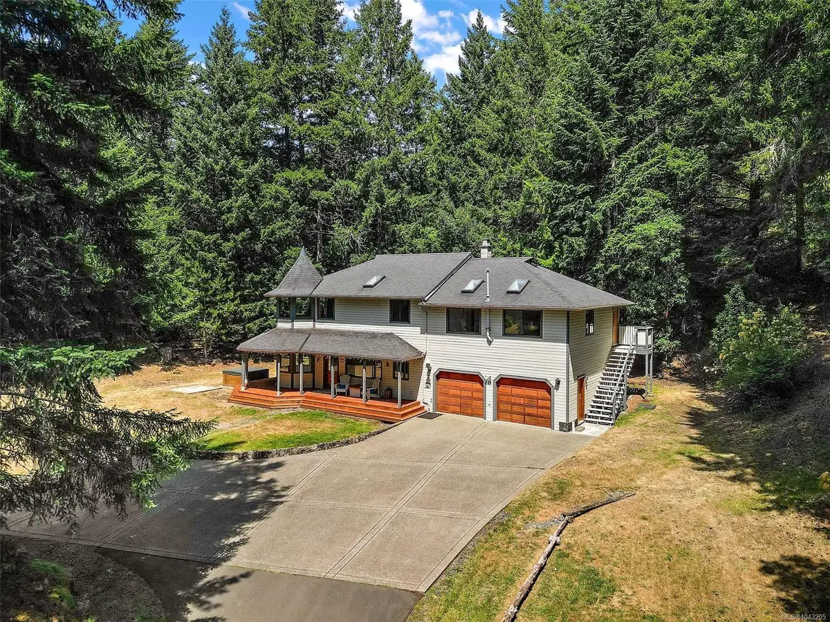 418 Quail Pl, Highlands BC V9B 6G2
