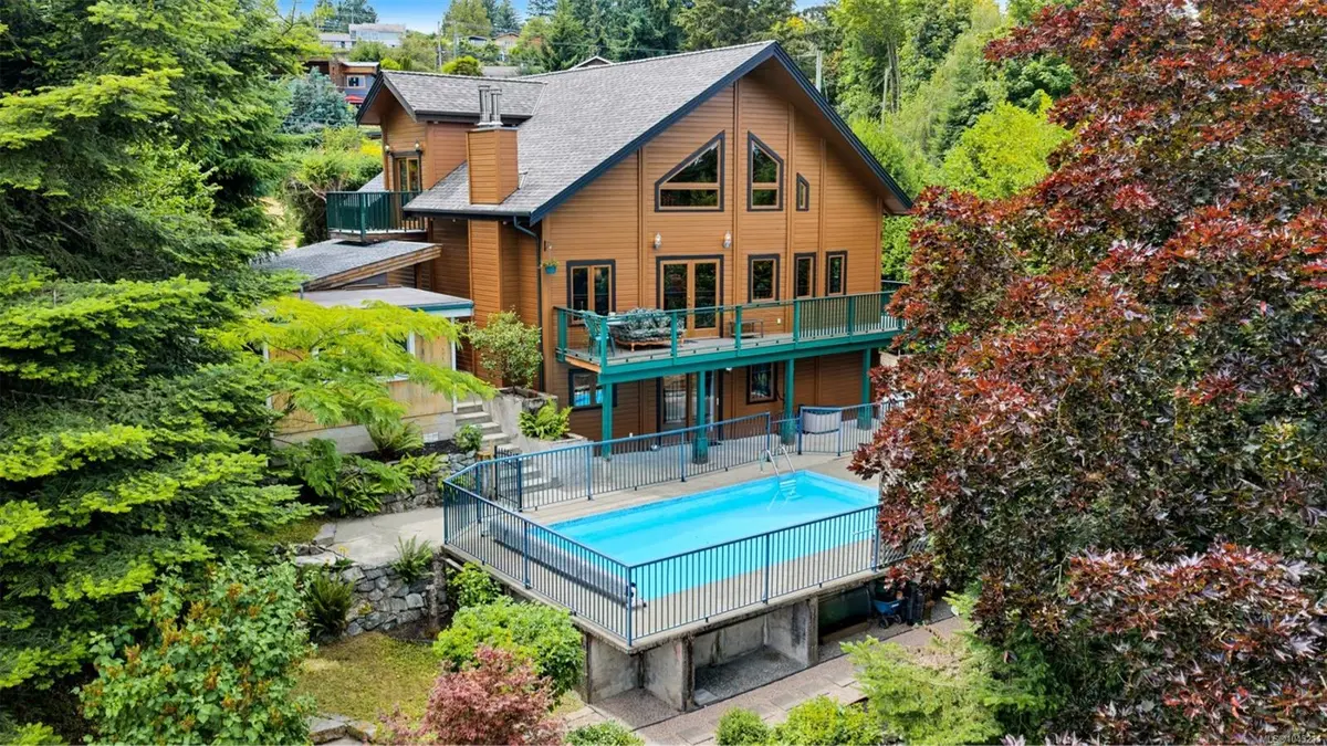 2581 Seaview Rd, Mill Bay BC V8H 1C8