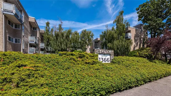 1366 Hillside Ave #103, Victoria BC V8T 2B5 - 2 bed, 1.0 bath in Victoria