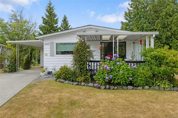 9395 Lauries Lane, Sidney BC V8L 4L2 - 2 bed, 2.0 bath in Sidney