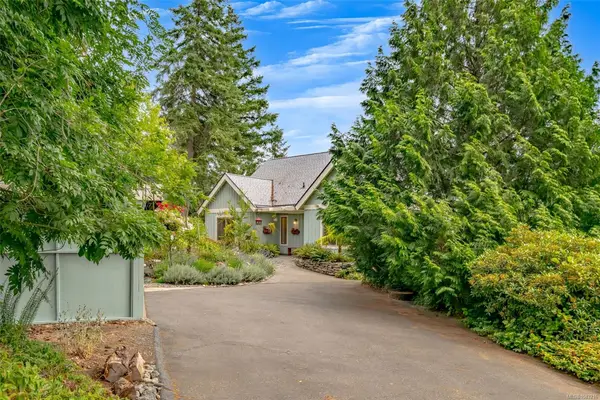 881 Grouse Pl, Nanaimo BC V9T 5A4 - 4 bed, 2.0 bath in Nanaimo