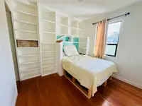 View 25