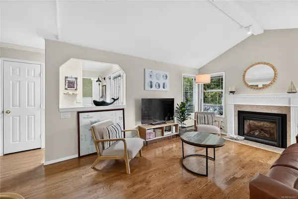 124 Valhalla Rd #8, Salt Spring BC V8K 2V1 - 2 bed, 2.0 bath in Salt Spring
