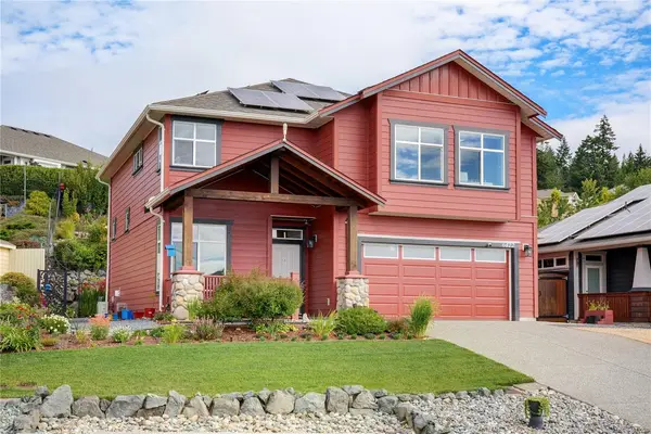 6422 Riverstone Dr, Sooke BC V9Z 1N4 - 3 bed, 3 bath property for sale in Sooke