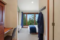 View 32