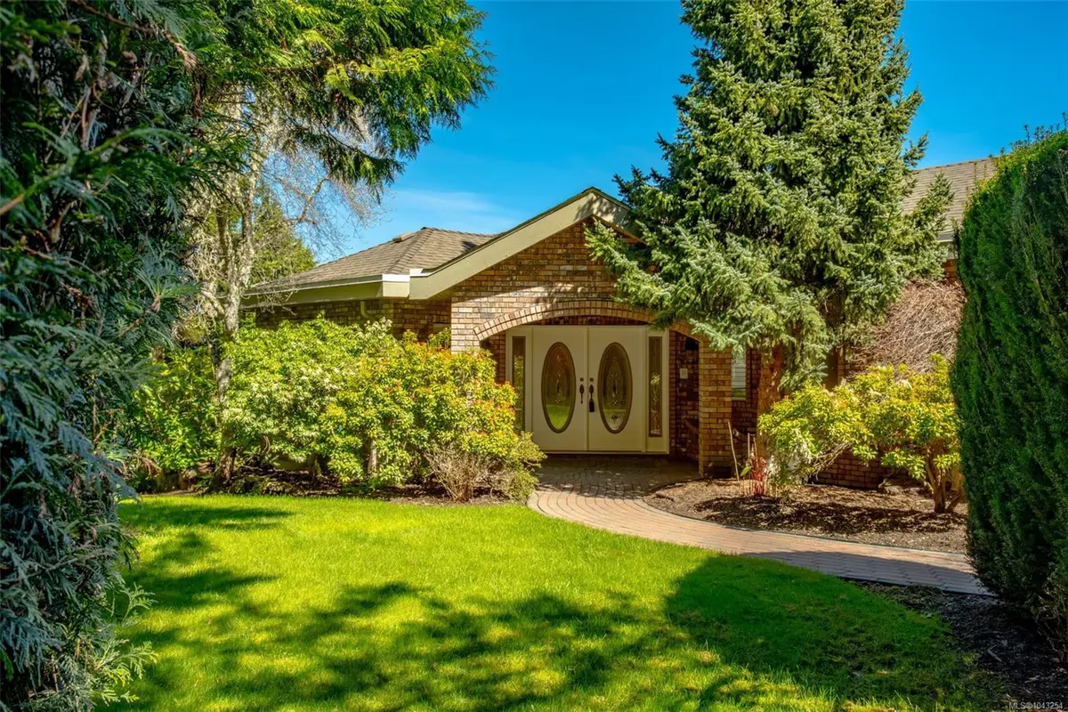 2685 Sea Blush Dr, Nanoose Bay BC V9P 9E4