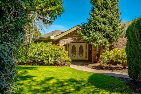 2685 Sea Blush Dr, Nanoose Bay BC V9P 9E4 - 4 bed, 5 bath property for sale in Nanoose Bay